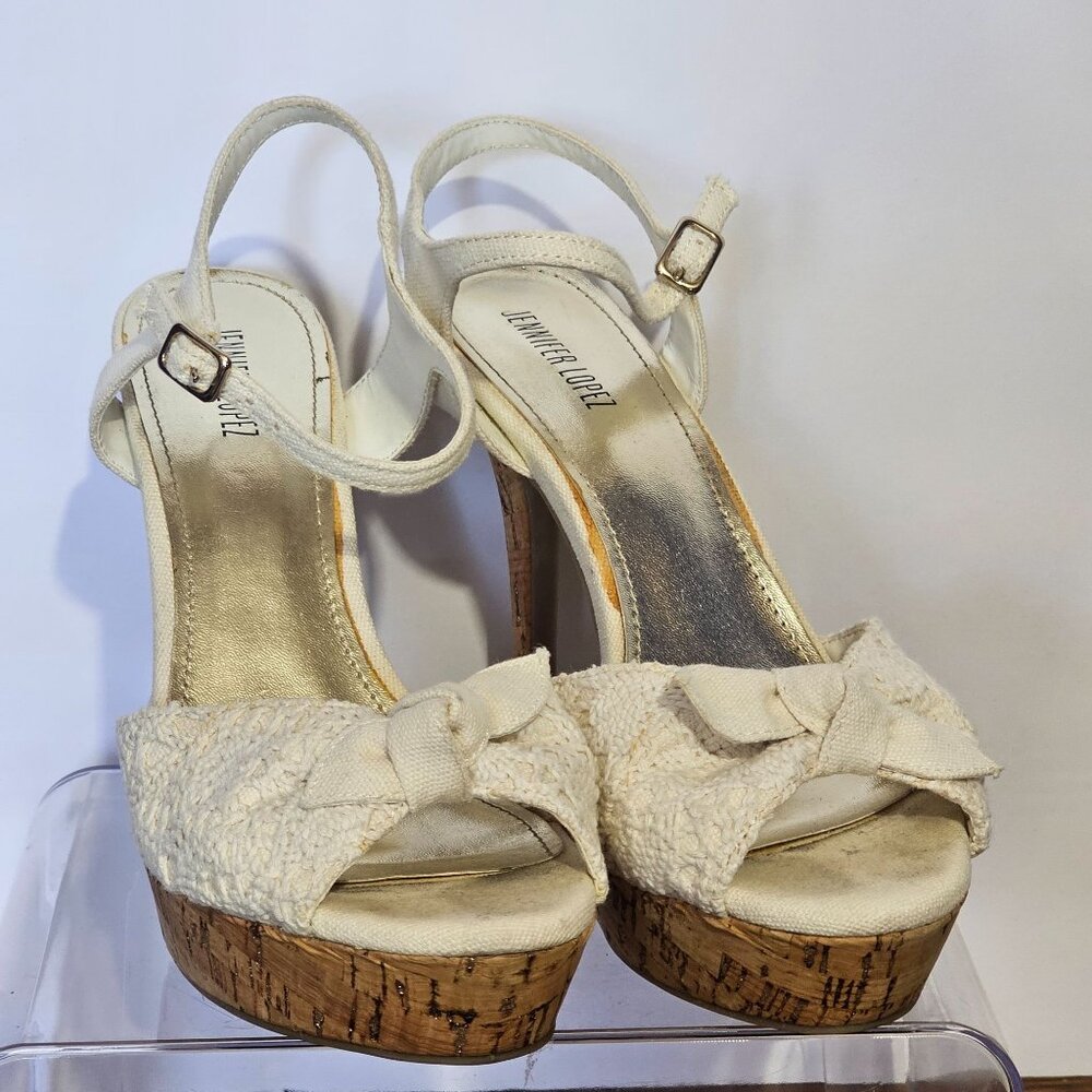 Size 8 Jennifer Lopez JLFleur Cream Bow Peep Toe High Heels